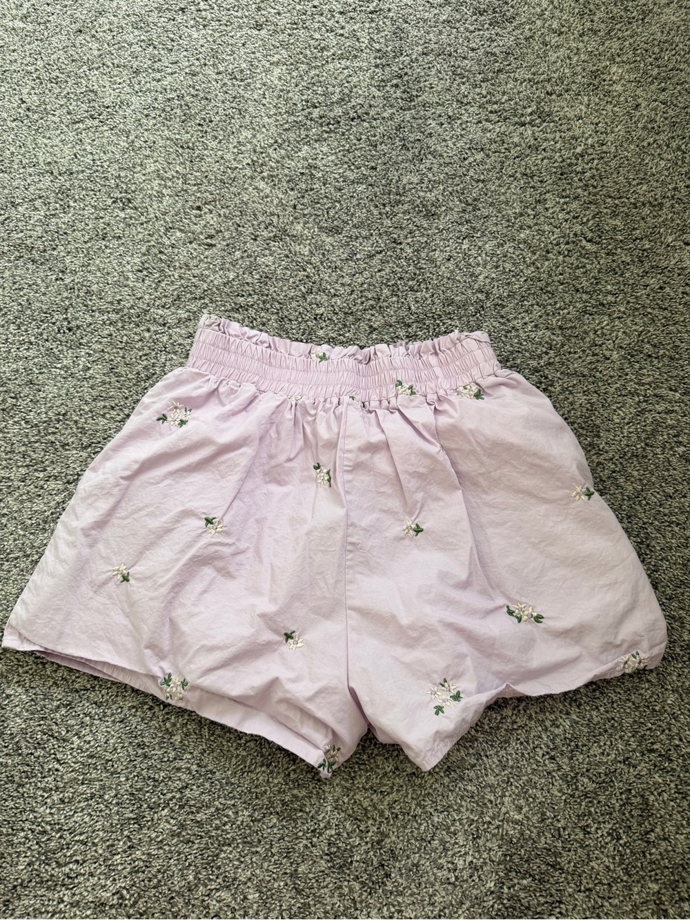 Lilac Floral Embroidered Elastic Waist Shorts